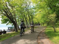支笏湖畔をのんびりサイクリング！