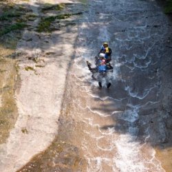 四国のキャニオニング シャワークライミング 沢登り の体験ツアー そとあそび