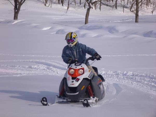 スノーモービル 青森県弘前市