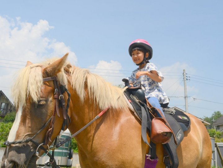 甲信越の乗馬・ホーストレッキング(外乗)の体験ツアー｜そとあそび